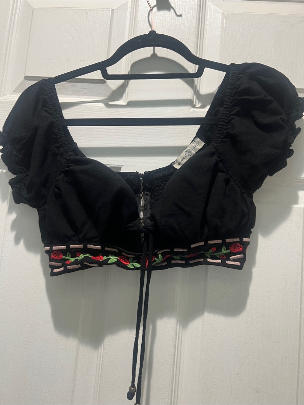 Herencia CollectionBlack Embroidered Puff-Sleeve Crop Top with Back Zip and Tie